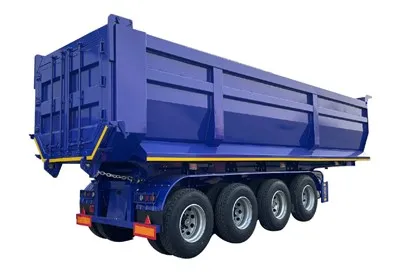 Quais são os requisitos para o engate do veículo de reboque ao usar um reboque basculante de três...